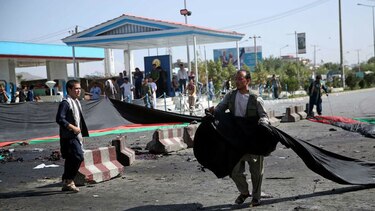 Sangriento atentado reivindicado por el Estado Islámico contra marcha chiita en Kabul