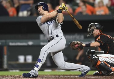 Gigantes adquieren a Evan Longoria de los Rays