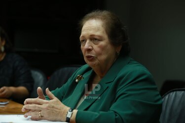 ‘La corrupción socava la democracia’, dice la embajadora Aponte, sobre el ingreso de los Martinelli Linares al Parlacen