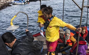 Recuperan 19 cadáveres de migrantes en mar Egeo