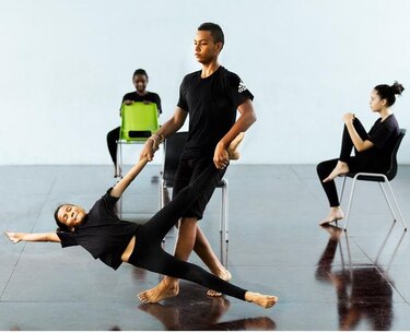 Espectáculo 'Reflejos’,  la danza contemporánea en los pies de los más pequeños