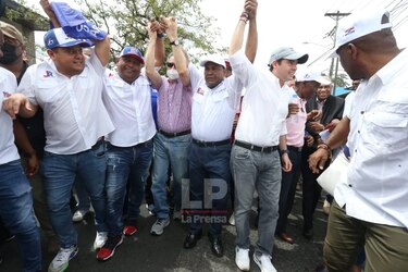 El alcalde Valdés Carrasquilla deja CD y regresa al PRD