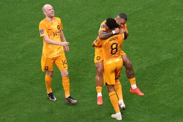 Cody Gakpo y Frankie De Jong lideran el triunfo de Países Bajos