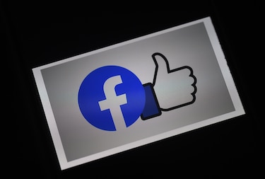 Facebook lanza ‘Shops’ para que los comercios sorteen la pandemia