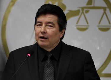 Siguen los cuestionamientos contra Alejandro Moncada Luna