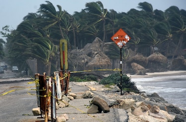 Huracán Grace se acerca a las costas del Caribe mexicano