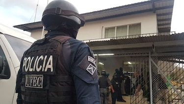Autoridades aprehenden a 12 presuntos integrantes de una pandilla