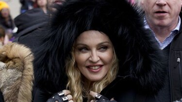 Madonna quiere adoptar