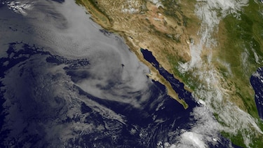 Ciclón Lester y tormenta Madeline se fortalecen en el Pacífico
