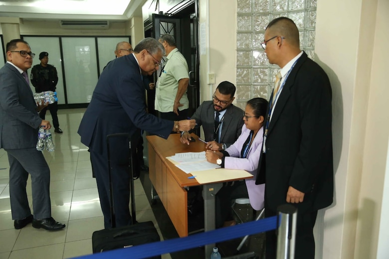 Tribunal concede plazo para el recurso de casación en el caso Blue Apple