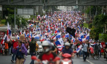 La moratoria minera por decreto no silencia los coros de protesta