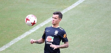 Coutinho regresa a los entrenamientos del Liverpool
