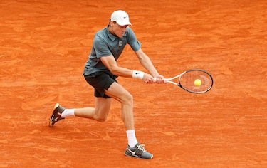 Sinner sigue imparable y avanza a semifinales de MonteCarlo