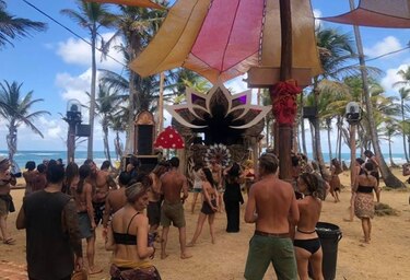 Gestionan vuelo chárter para repatriar a participantes en festival de la costa Arriba de Colón