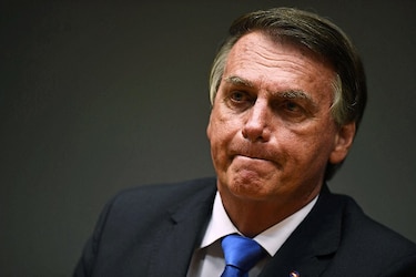 Jair Bolsonaro, hospitalizado para posible cirugía intestinal