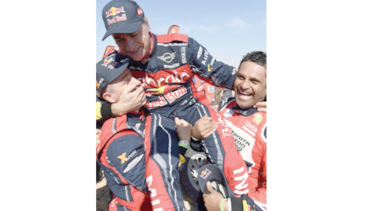 Carlos Sainz logra el Dakar por tercera vez a los 57 años
