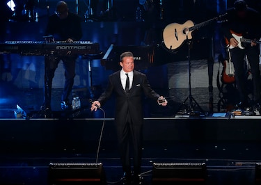 El cantante mexicano Luis Miguel reaparece y anuncia gira para 2023