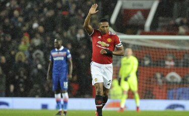Mánchester United  logra fácil triunfo