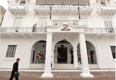 Nueva ley blinda privilegio a los amigos del poder