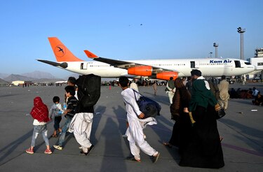 Aeropuerto de Kabul reanudó sus operaciones, informa el Pentágono