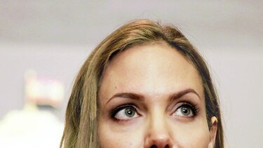 Angelina Jolie inaugura un centro en Londres