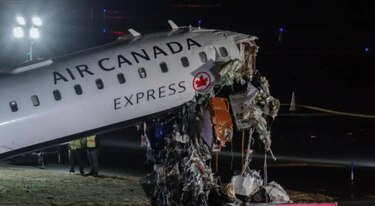 Dos personas mueren tras la colisión entre un avión y un camión de bomberos en LaGuardia