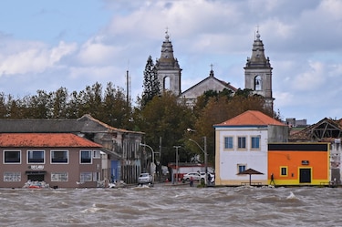 CAF anuncia $746 millones en ayudas y préstamos por las inundaciones en Brasil