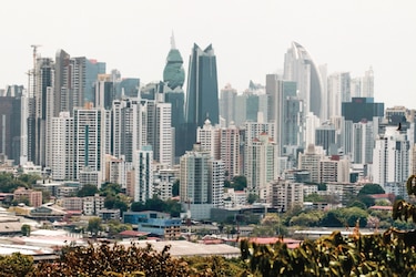 Holanda promueve llegada de nuevas empresas e inversiones a Panamá