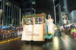 Más de 300 mil personas en el desfile de Navidad de ciudad de Panamá