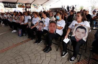 Militares colombianos admiten responsabilidad por ‘falsos positivos’