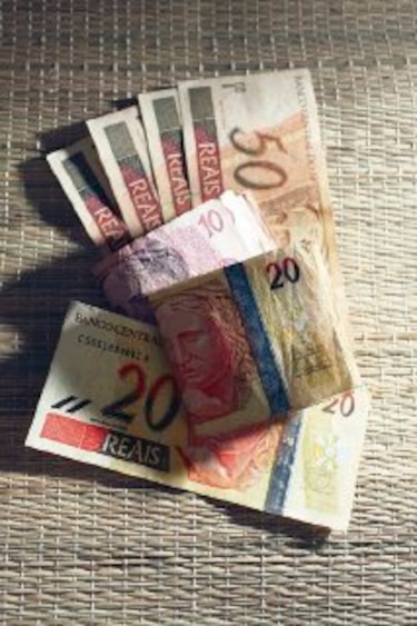 Repunta sector de servicios brasileño