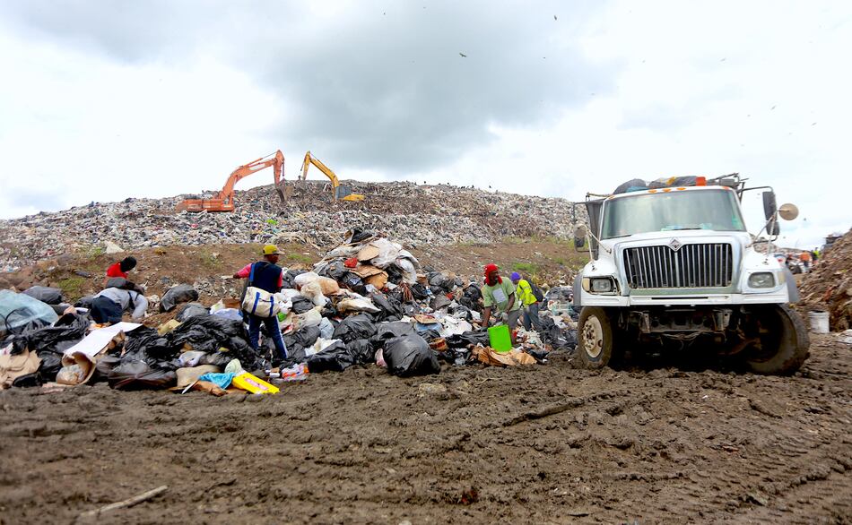 AAUD contrata firma especializada para enfrentar a Urbalia en arbitraje millonario
