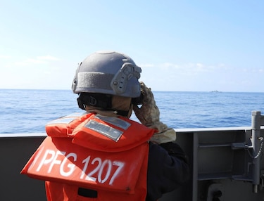 Guardacostas chinos y taiwaneses protagonizan tenso enfrentamiento cerca de la isla Pratas
