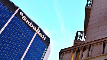 Banco Sabadell saca su sede de Cataluña