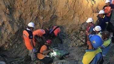 Al menos 12 muertos en un desprendimiento de tierra en Filipinas