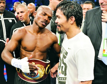 El promotor Bob Arum cree que Pacquiao debe reconsiderar su retirada