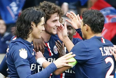 PSG suma tres puntos y espera un traspié del Lyon