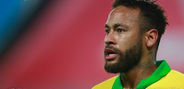 Neymar no se recupera de la lesión y es desconvocado de Brasil