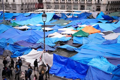 La acampada de Madrid cumple un mes en un momento de reorganización para la huelga general