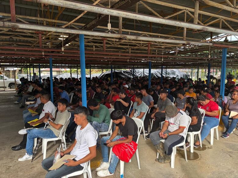 Asciende a 2,600 las personas que se postulan para encontrar empleo en las fincas bananeras de Chiquita en Bocas del Toro