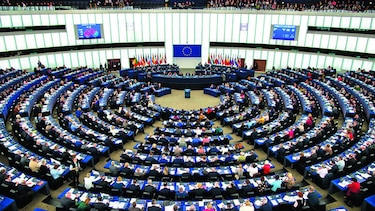Parlamento europeo aprueba texto de ‘brexit’