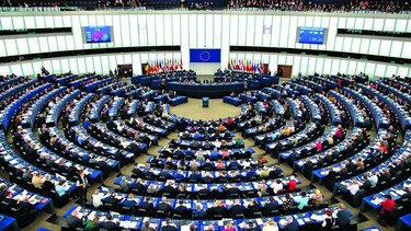Parlamento europeo aprueba texto de ‘brexit’