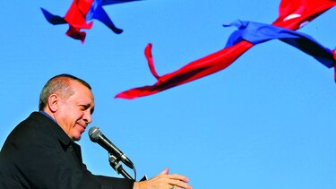 Parlamento se alinea con Erdogan