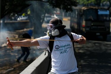 Suben a 37 los muertos en las protestas contra Maduro en Venezuela