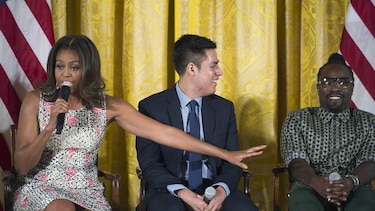 Los Obama ponen a un joven hispano como ejemplo de superación personal