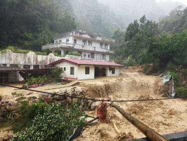 Tifón  Soudelor avanza hacia China tras dejar cinco muertos en Taiwan