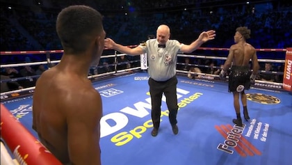 Polémica: Ricardo Núñez cae por nocaut técnico en Alemania