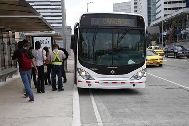 Gobierno suspende conversaciones; Mi Bus lamenta esa decisión