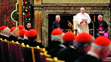 El papa condena ‘resistencia maliciosa’ a las reformas