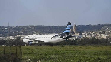 Libia confirma el secuestro de un avión libio desviado hacia Malta